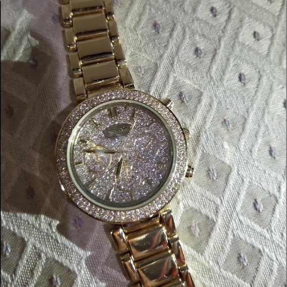 Geneva Jewelry - Hard to find, Geneva boyfriend watch.